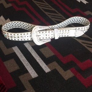 Kippy western style belt